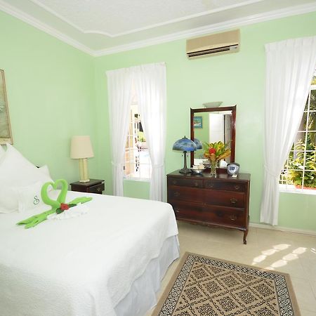 Summerhill Four Bedroom Villa מונטגו ביי מראה חיצוני תמונה